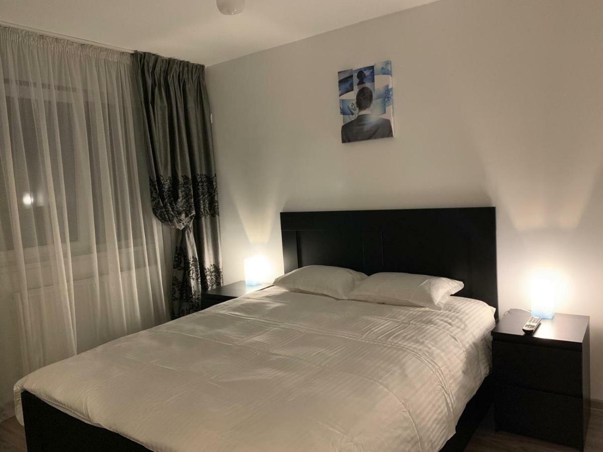 Apartament Cristina Bukarest Exteriör bild
