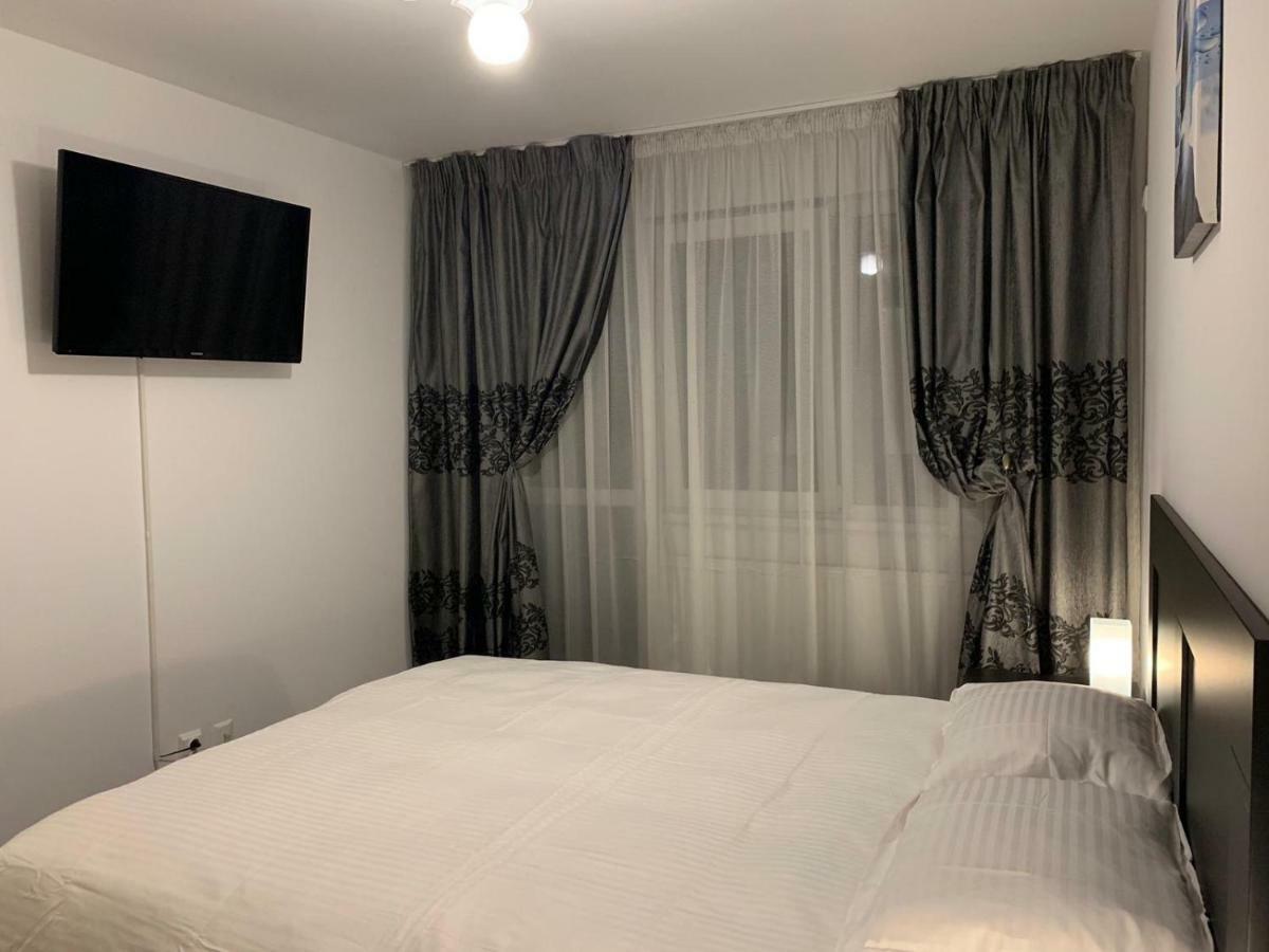 Apartament Cristina Bukarest Exteriör bild