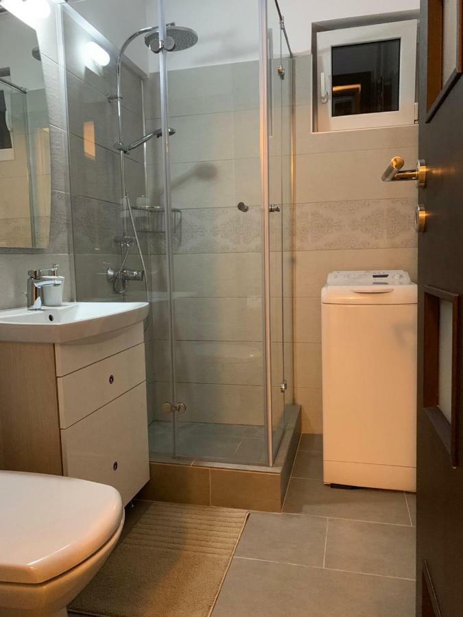 Apartament Cristina Bukarest Exteriör bild
