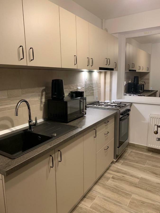 Apartament Cristina Bukarest Exteriör bild